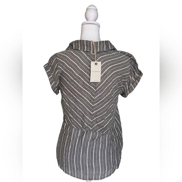 Lucky Brand Striped Gray Button-Up Women's Top Size XS - Picture 4 of 6